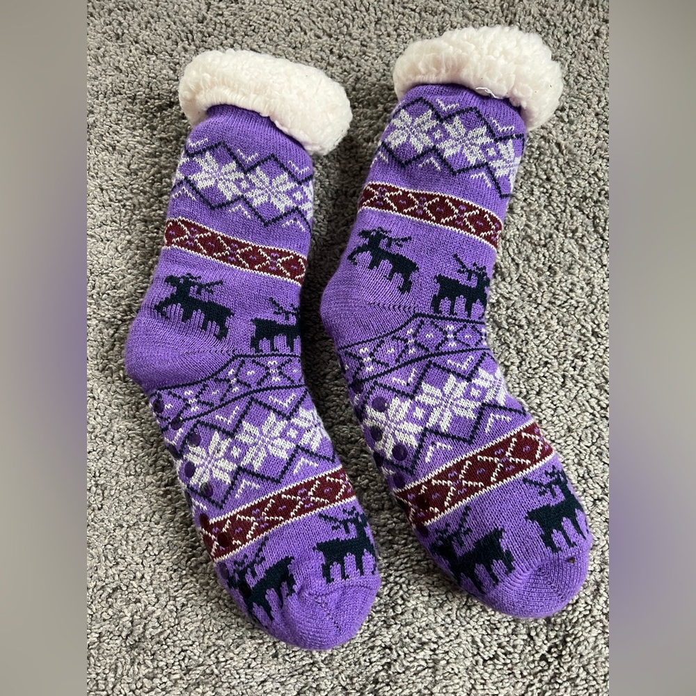 ๐
๐ผ๐Fuzzy Socks ๐
๐ผ๐ - Picture 5 of 6